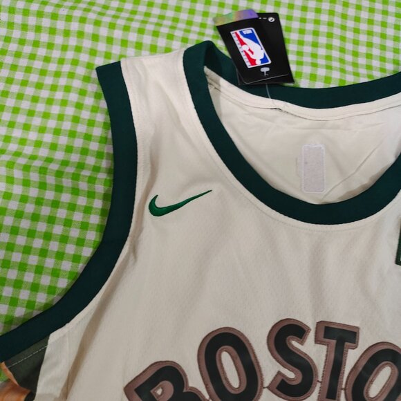 Boston Celtics Jaylen Brown #7 Cream Jersey - Picture 4 of 8